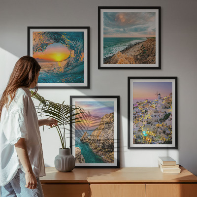 Pripravljena stenska galerija Morski valovi, bele hiše na Santoriniju
