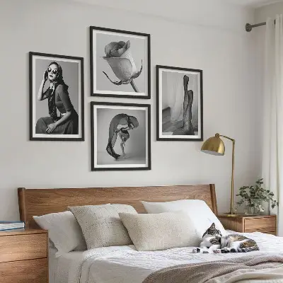 Pripravljena stenska galerija elegantni portreti žensk