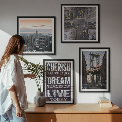 Pripravljena stenska galerija Citat o newyorških pokrajinah