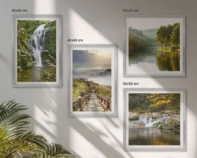 Pripravljena stenska galerija jesenski slapovi v gorah z oblaki