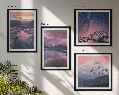 Komplet slik nad zofo z motivom gora, vode in čudovitih pokrajin