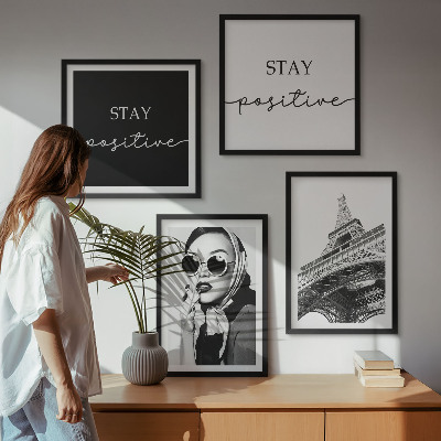 Pripravljena stenska galerija Portreti Eifflov stolp slogani