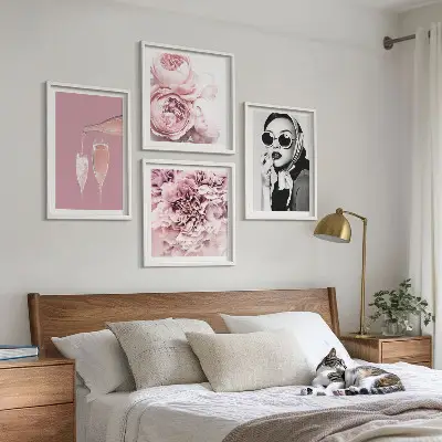 Komplet slik za nad zofo z motivom elegantnih potonik in vrtnic