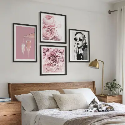 Komplet slik za nad zofo z motivom elegantnih potonik in vrtnic