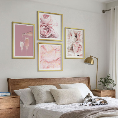 Pripravljena stenska galerija Vrtnice šampanjsko-marmorni pastel