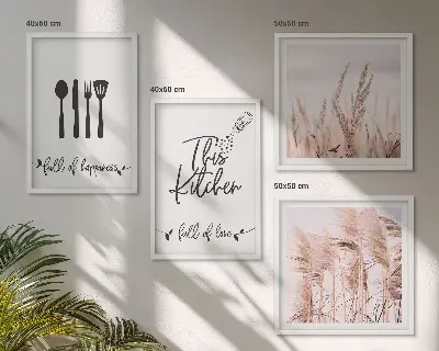 Pripravljena stenska galerija napisi v boho stilu s travo za kuhinjo