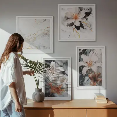 Komplet 4 slik v okvirju z motivom belo-črnih marmornih rož