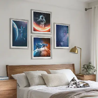 Komplet slik nad kavč zvezde in vesoljski astronavti