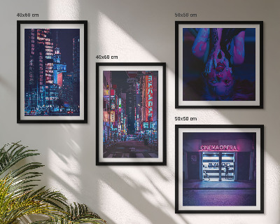 Set 4 slik v okvirju Nočno mesto z neonskimi lučmi