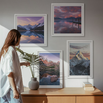 Pripravljena stenska galerija Gorske pokrajine v ozadju
