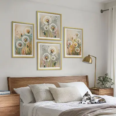 Pripravljena stenska galerija cvetovi regrata in pastelne trave