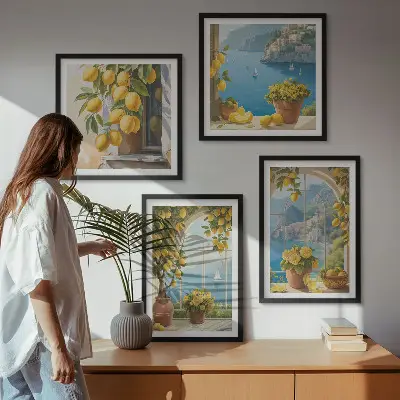 Pripravljena stenska galerija z motivi pokrajin, morja, limon in oken