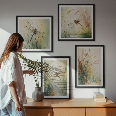 Pripravljena stenska galerija Kačji pastirji trave nad vodo
