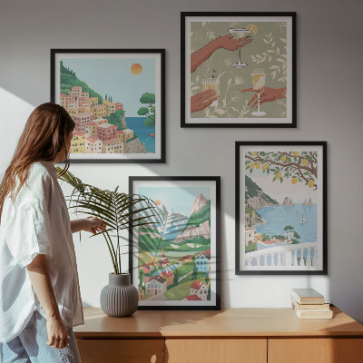 Pripravljena stenska galerija Pastelne obmorske hiše