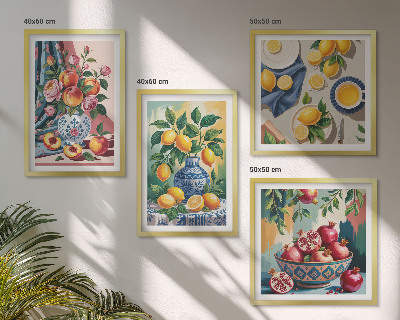 Pripravljena stenska galerija Rože in sadje v vazah
