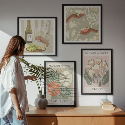 Pripravljena stenska galerija Cvetlični plakati vinsko mesto