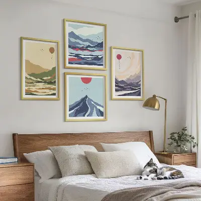 Pripravljena stenska galerija pastelnih gora v japonskem slogu