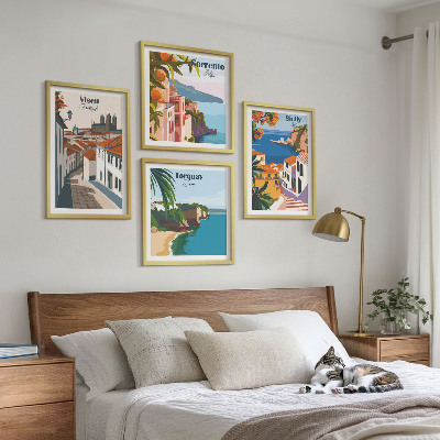Pripravljena stenska galerija Retro ilustracije svetovnih mest
