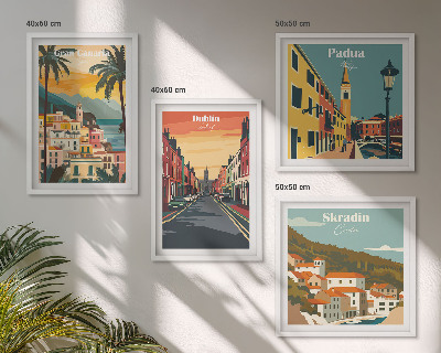 Pripravljena stenska galerija Pokrajine mest in narave