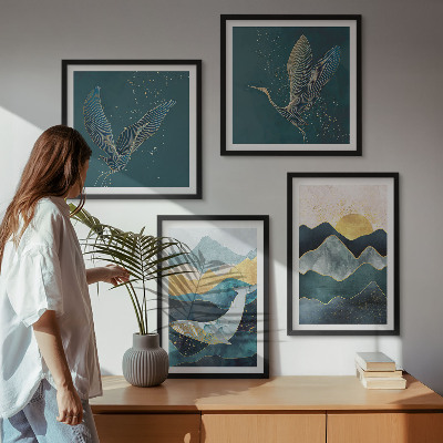 Pripravljena stenska galerija Abstraktne gore žerjavov