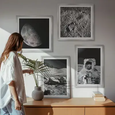 Komplet slik nad zofo motiv astronavta na Luni