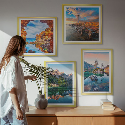 Set 4 slik v okvirju Odsev skal v gorskih jezerih