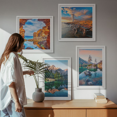 Set 4 slik v okvirju Odsev skal v gorskih jezerih