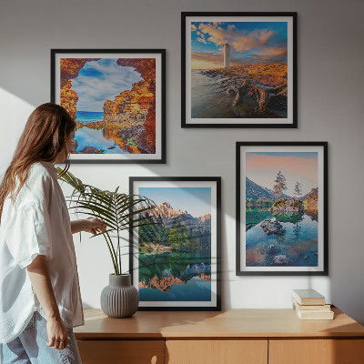 Set 4 slik v okvirju Odsev skal v gorskih jezerih