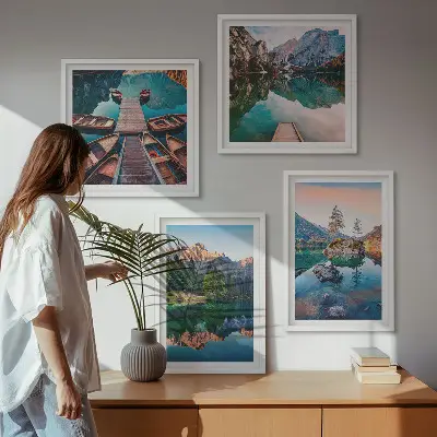 Set 4 slik v okvirju z motivom odsevnega gozda in gorskih jezer