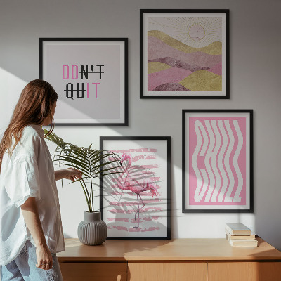 Set 4 slik v okvirju Pastelna gorska pokrajina z rožnatimi flamingi