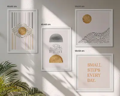Pripravljena stenska galerija z abstraktnimi geometrijskimi oblikami