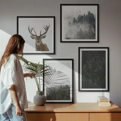 Pripravljena stenska galerija zeleni gozdovi z megleno pokrajino