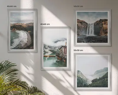 Komplet 4 slik v okvirju gorske plaže z motivi oblakov in vode