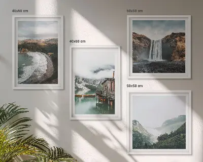 Komplet 4 slik v okvirju gorske plaže z motivi oblakov in vode