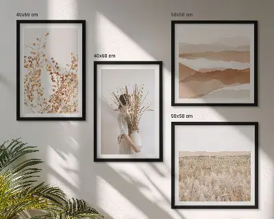 Pripravljena stenska galerija z rastlinskimi motivi v bohemskem slogu