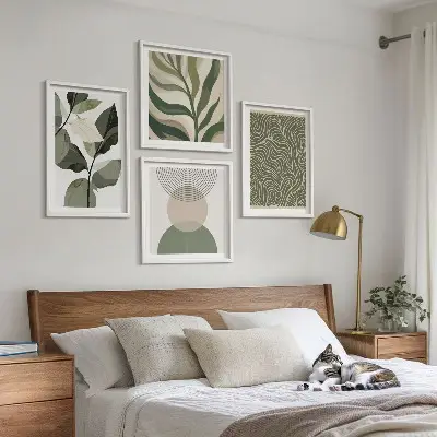 Pripravljena stenska galerija abstraktne geometrijske oblike listov