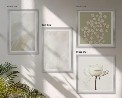 Pripravljena stenska galerija z motivi rož in modnimi boho teksturami
