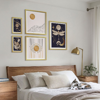 Poliptih v okvirju Elegantni motivi vesoljskih žuželk