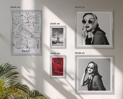 Komplet ujemajočih se slik Elegantni poudarki pariške mode