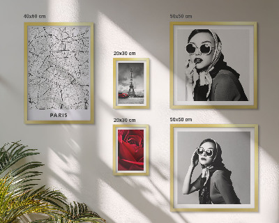 Komplet ujemajočih se slik Elegantni poudarki pariške mode