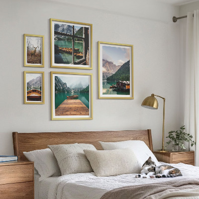 Komplet ujemajočih se slik Gorske pokrajine z jezeri
