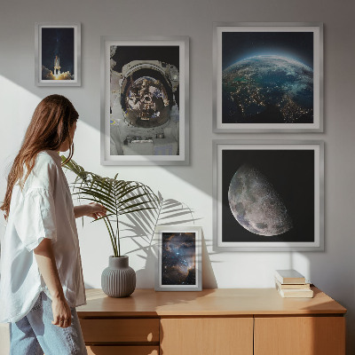 Poliptih v okvirju Astronavtova vesoljska odkritja