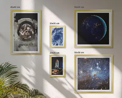 Vesoljska odkritja astronavtov komplet 5 slik v okvirju