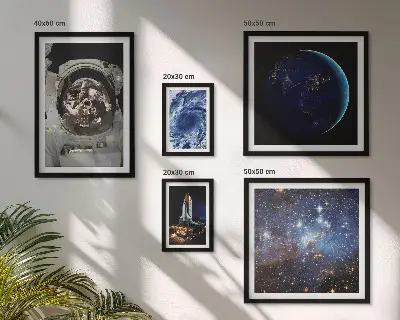 Vesoljska odkritja astronavtov komplet 5 slik v okvirju
