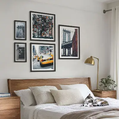 Komplet ujemajočih se slik z motivom očarljivi razgledi na New York