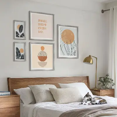 Poliptih v okvirju elegantni slogani z rastlinskimi motivi