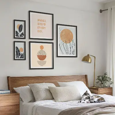 Poliptih v okvirju elegantni slogani z rastlinskimi motivi