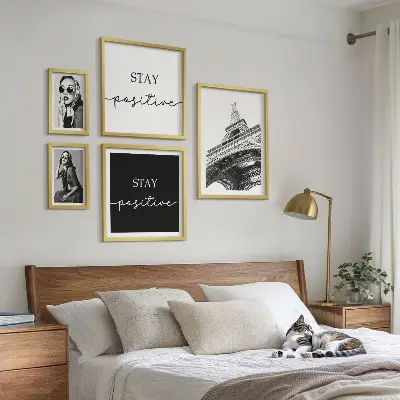 Elegantna grafika s pariško modo komplet ujemajočih se slik