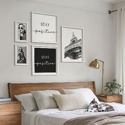 Komplet ujemajočih se slik Elegantna grafika moda Pariz