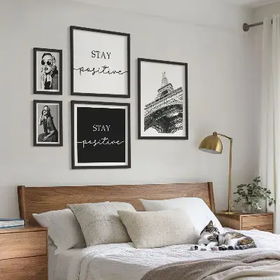 Elegantna grafika s pariško modo komplet ujemajočih se slik